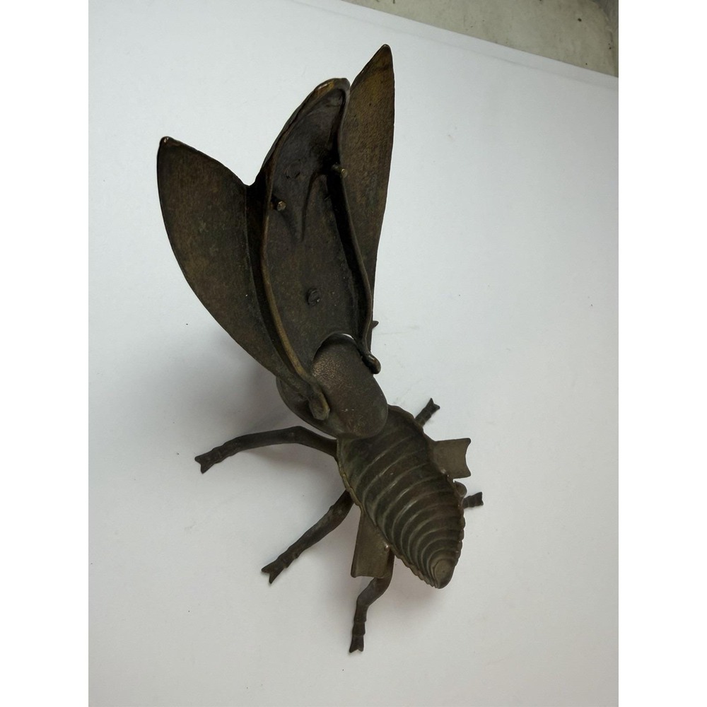 Brass Fly Ashtray Trinket Box Hinged Lid Bug Insect Vintage Metal Home Decor - Picture 5 of 9
